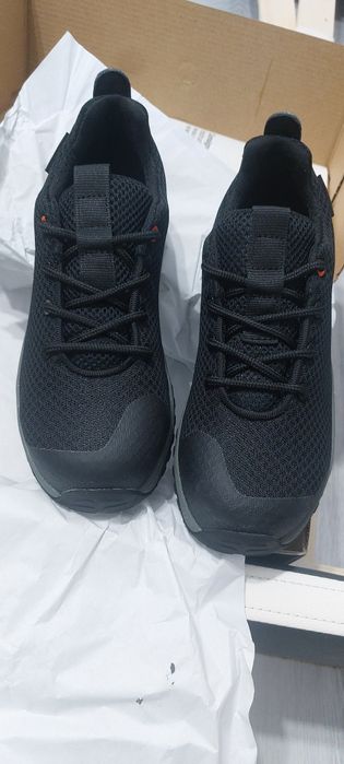 Adidași cu bombeu nr 36