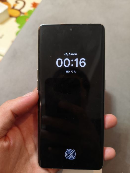 Продам Oppo reno 8t 5G 8/256гб