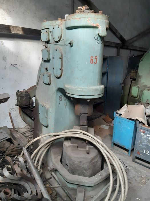 Станки токарные, фрезерные.