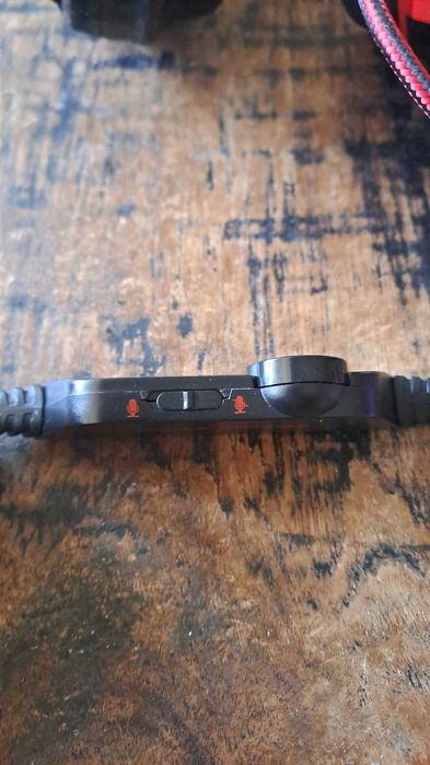 геймърски слушалки Kotion Each G2000, микрофон, LED светлини, червени