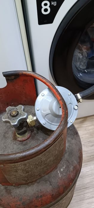 Газовый балон с вентилем