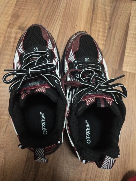 Off White Be Right Back (marimi: 43,44)