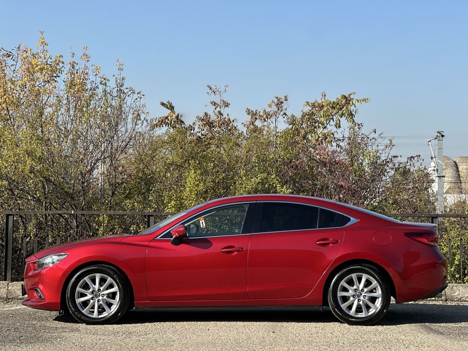 Mazda 6 - 130.000 km - cutie automata - 8300€