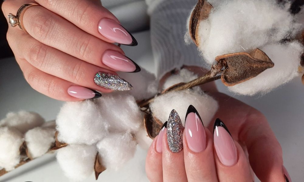 Красота Наращивание волос ресниц ногти и депиляция