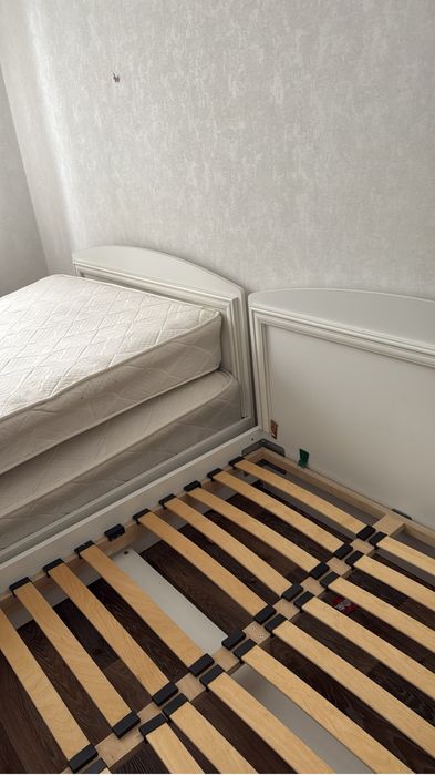 Продам мебель бу в хорошем состоянии, кровать, шкаф, кресло, стол