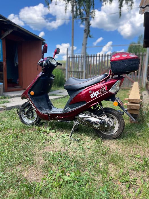 Скутер zip r3i на вариаторе