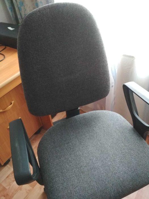 кресло для компьютера,  в отл сост!