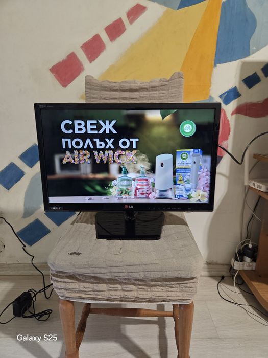 лед телевизор LG 22 инча