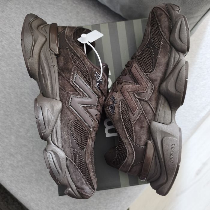 New Balance 9060 Chocolate Brown 43-44