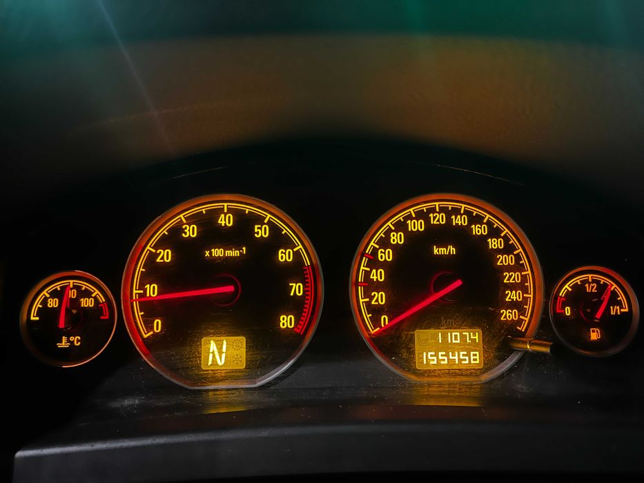 Opel Vectra C, berlina, Facelift. Motor 1.8 benzina, 140 CP Elegance