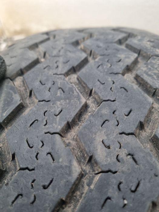 set  4 anvelope Michelin  215/75/16C de vara