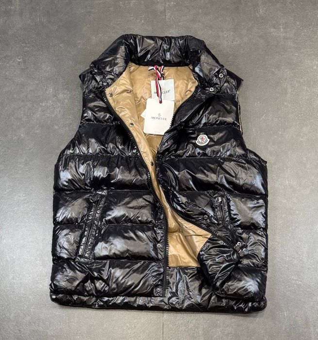 Мъжки елеци различни модели