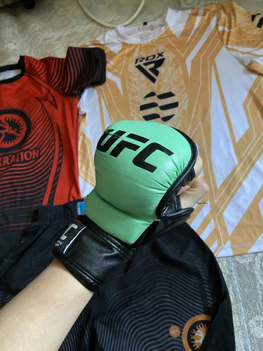 Вещи для мма Срочно