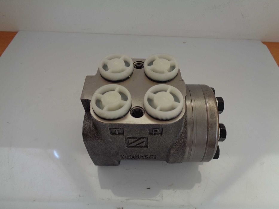 Danfoss directie tractoare-stivuitoare - OFERTA LUNAR DANFUS OSPC100ON