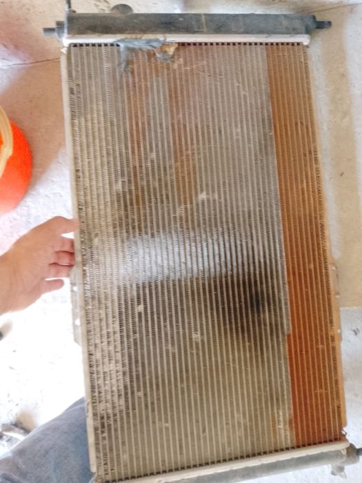 NEXIA 2 radiator ta'mirtalab sotiladi