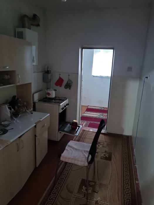 Bekabodda 3xonali kvartira sotiladi