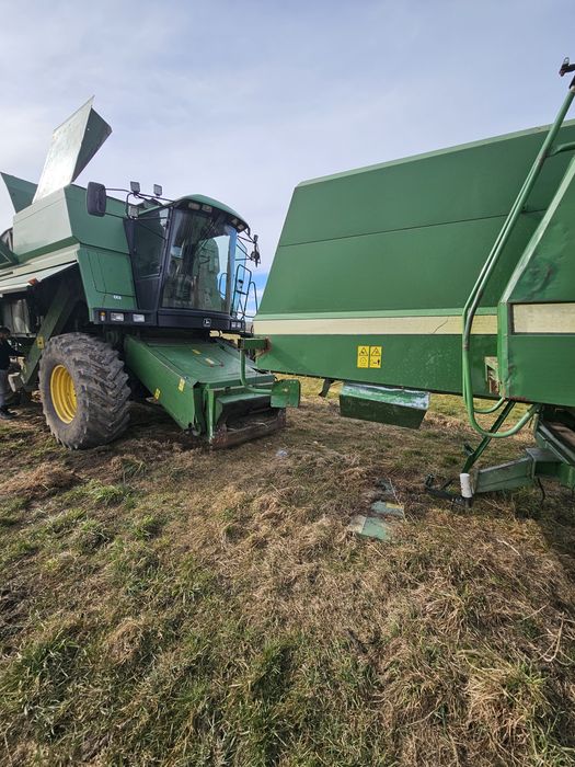 Dezmembrez john deere 2258