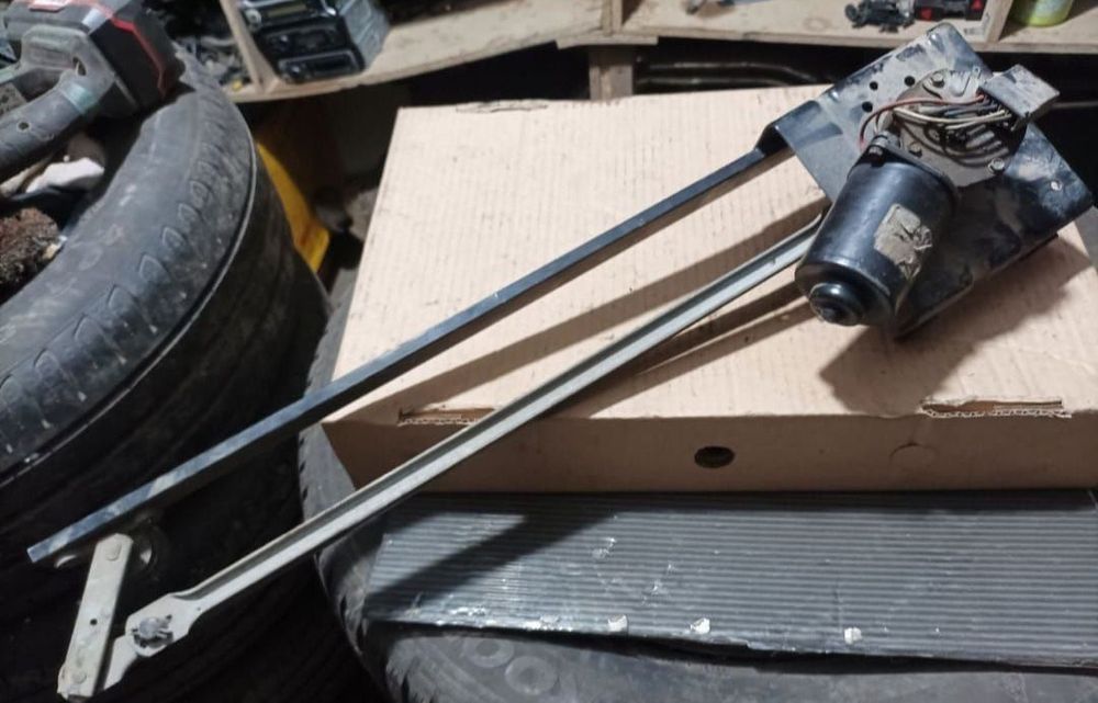 Componente : trafic 1 T900 , fabricat până în anul 1999,airsoft escala