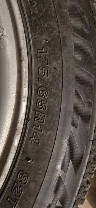 Диски с зимней резиной Bridgestone