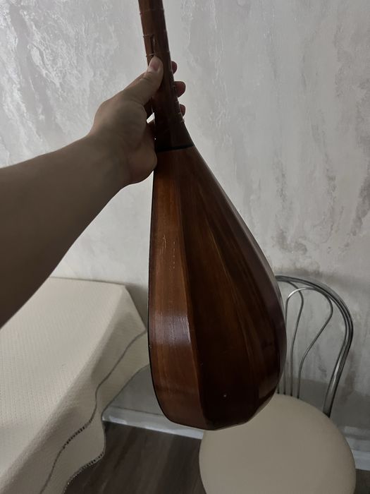 Домбыра сатамын дауысы күмбір