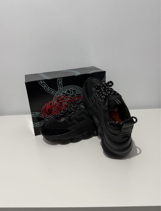 Versace Chain Reaction Black