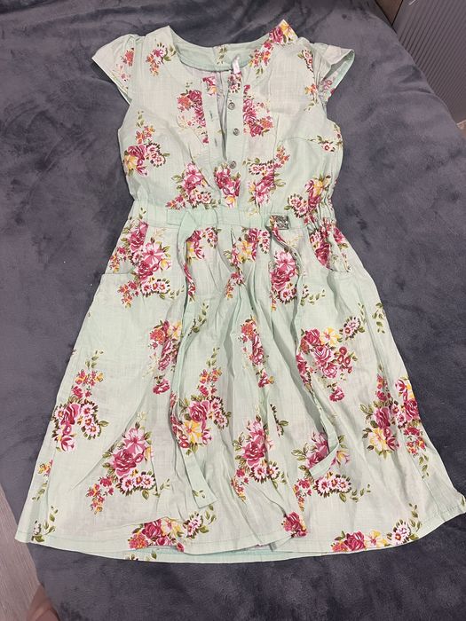 каждый по 1000тг