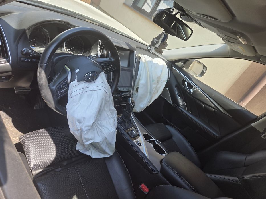 Infiniti Q50S 3.5 Hybrid AWD 2019 (Avariat frontal) - 50.000 km, Motor/Cutie funcționale
