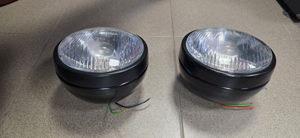 Far stinga dreapta tractor utilaje agricole din tabla import Olanda pr