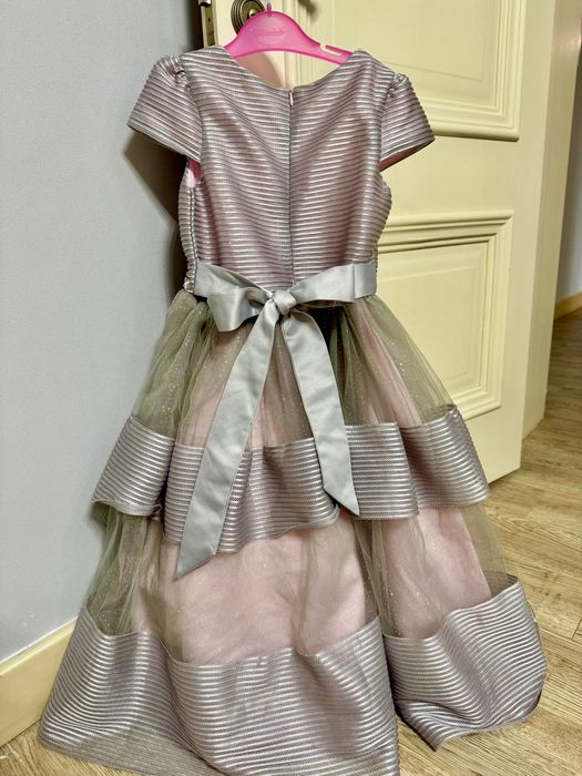 Праздничное платье для девочки (140 см / 10 лет)