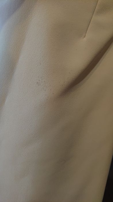Costum făcut de creatori de modă