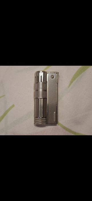 Натуральная зажигалка.