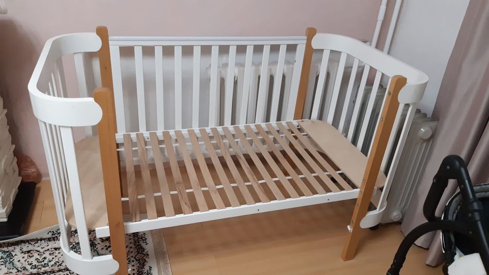 Продам детскую кроватку