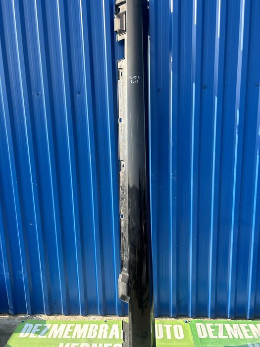 Prag , ornament prag stânga pchet AMG Mercedes W213