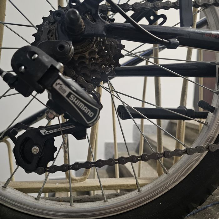 Bicicleta copii X-FACT +far si stop noi BONUS
SCHIMBATOR SHIMANO
6 VITEZE.