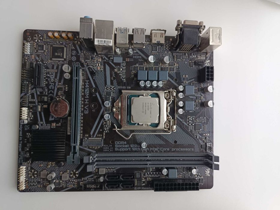 Intel Core i5-10400F  Gigabyte H410M H V3