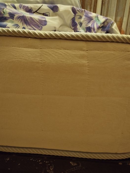 Матрас даухспальный 180*200