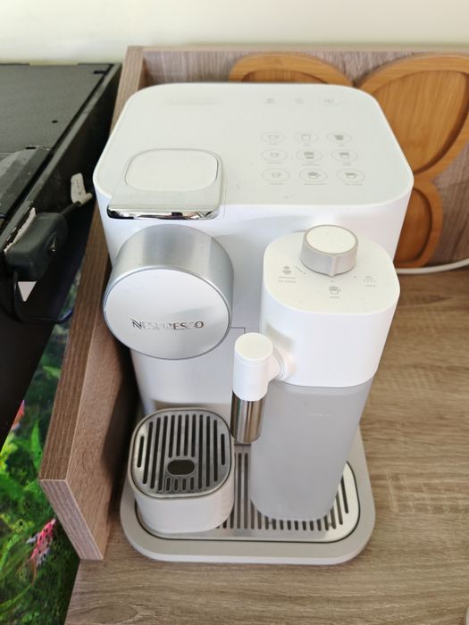 Expresor cafea nespresso