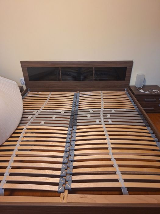 Спалня ( легло с матрак и рамки) от Айко