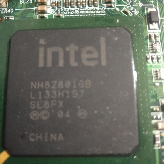 Материнская  плата