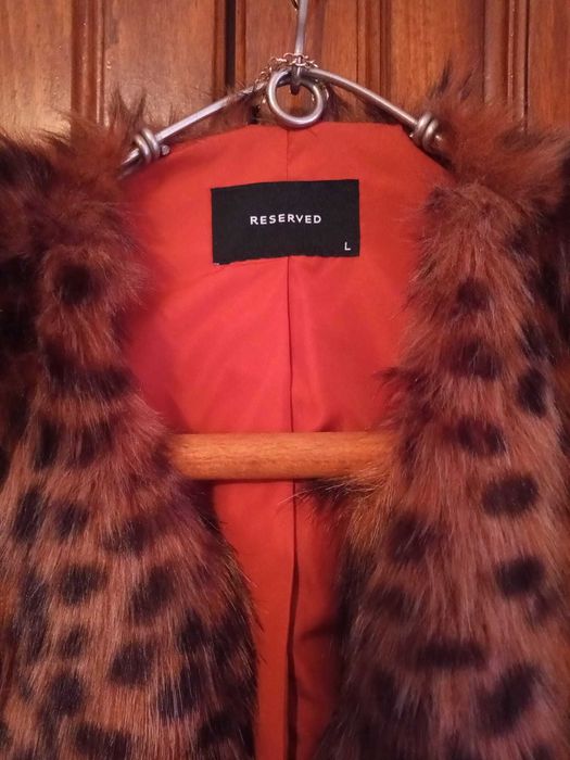 Haină de blană RESERVED