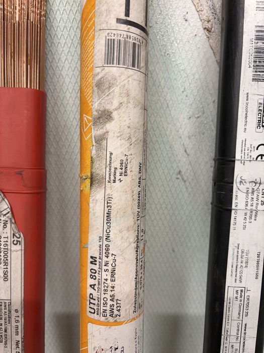 23 кутий добавъчна тел за аргон,черно и неръждавейка