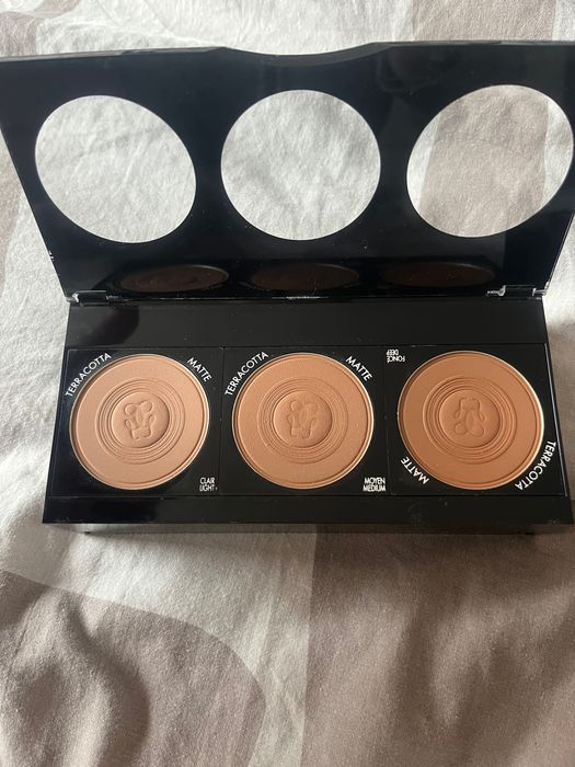 Уникална палитра от 3 цвята  TERRACOTTA MATTE