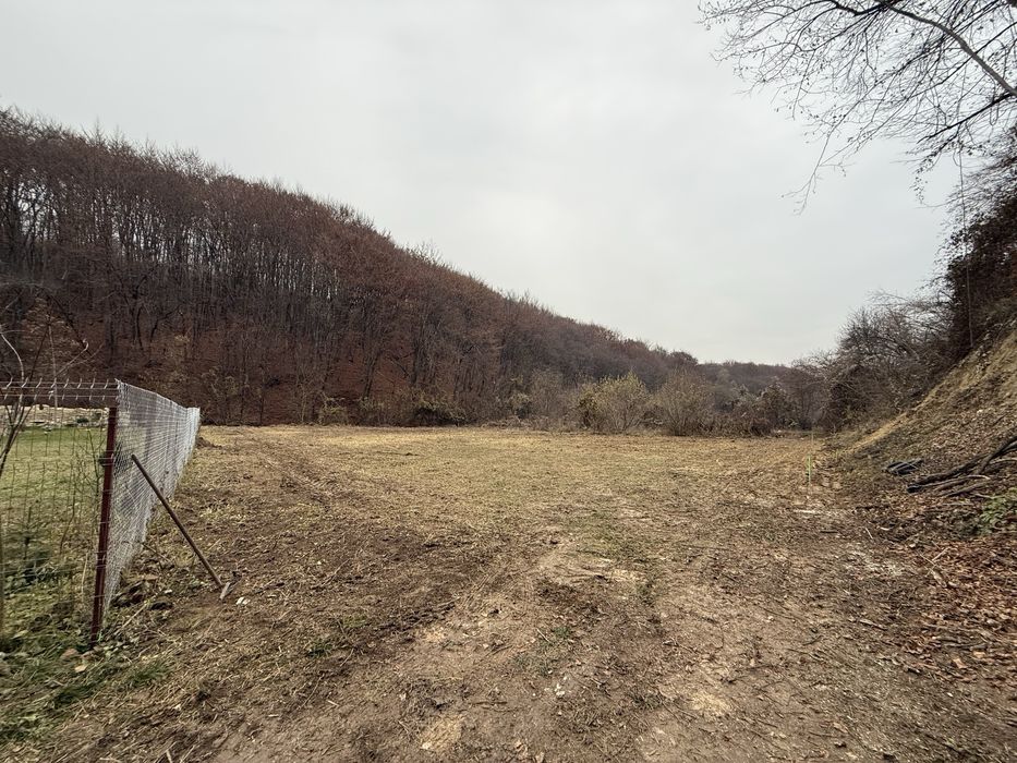 Vand teren intravilan zona Faget Sf. Ion