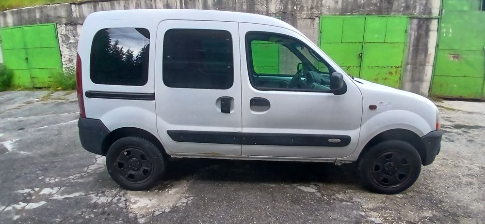 4X4 1.9 DCI 2002г.