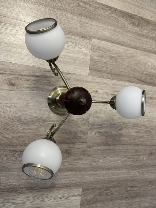 Candelabru, lustra cu 3 brate,