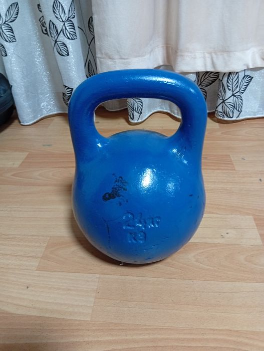 Продам Гирю 24кг