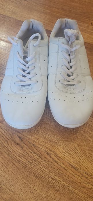 Кроссовки  для аэробной гимнастики