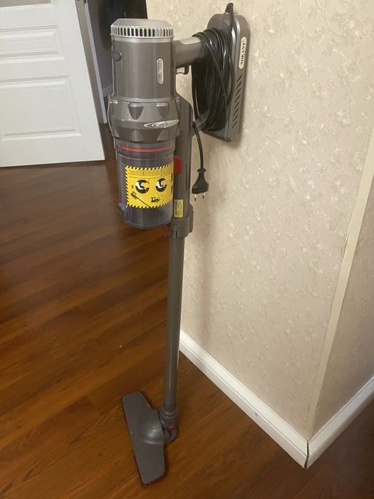 Продам пылесос в отличном состояний