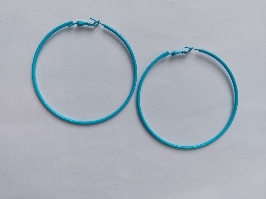 Продаются серьги