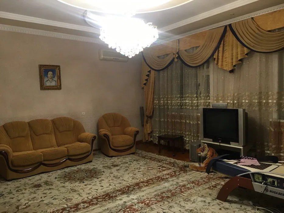 Sotiladi dom 5 соток Мирабад_Институт искуства_Фасад 8м